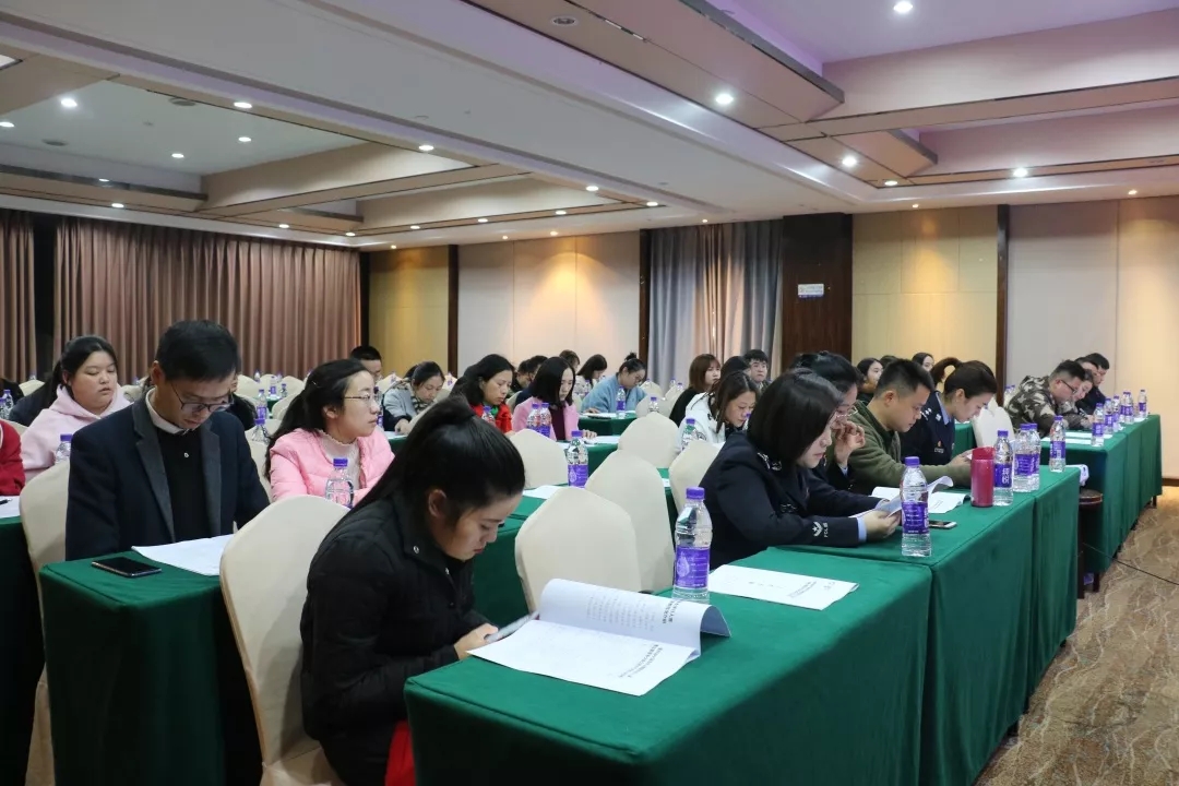我院参赛同学参与团市委赛事培训