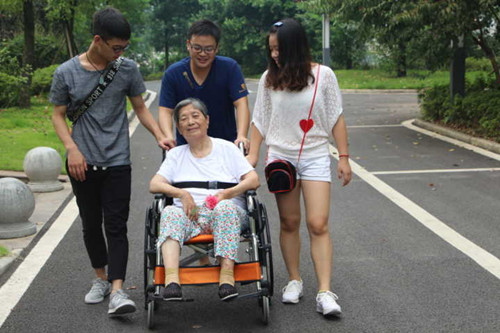 李春兰同学志愿活动